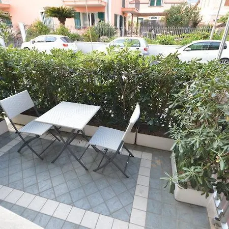 Riva Mare 아파트 리바 리구레