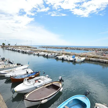 Riva Mare Riva Ligure